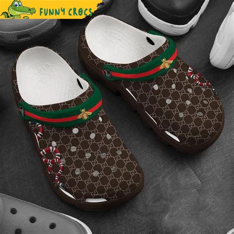 brown gucci crocs